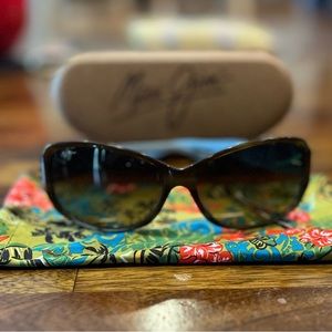 Maui Jim NaLani brown Sunglasses with case Women’s PREOWNED. —patent 7717557